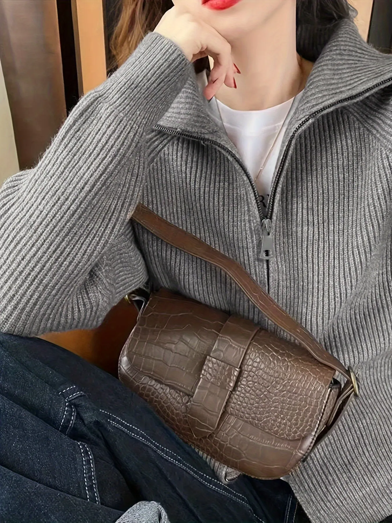 FLOREN | Casual Two-Tone Zip Cardigan
