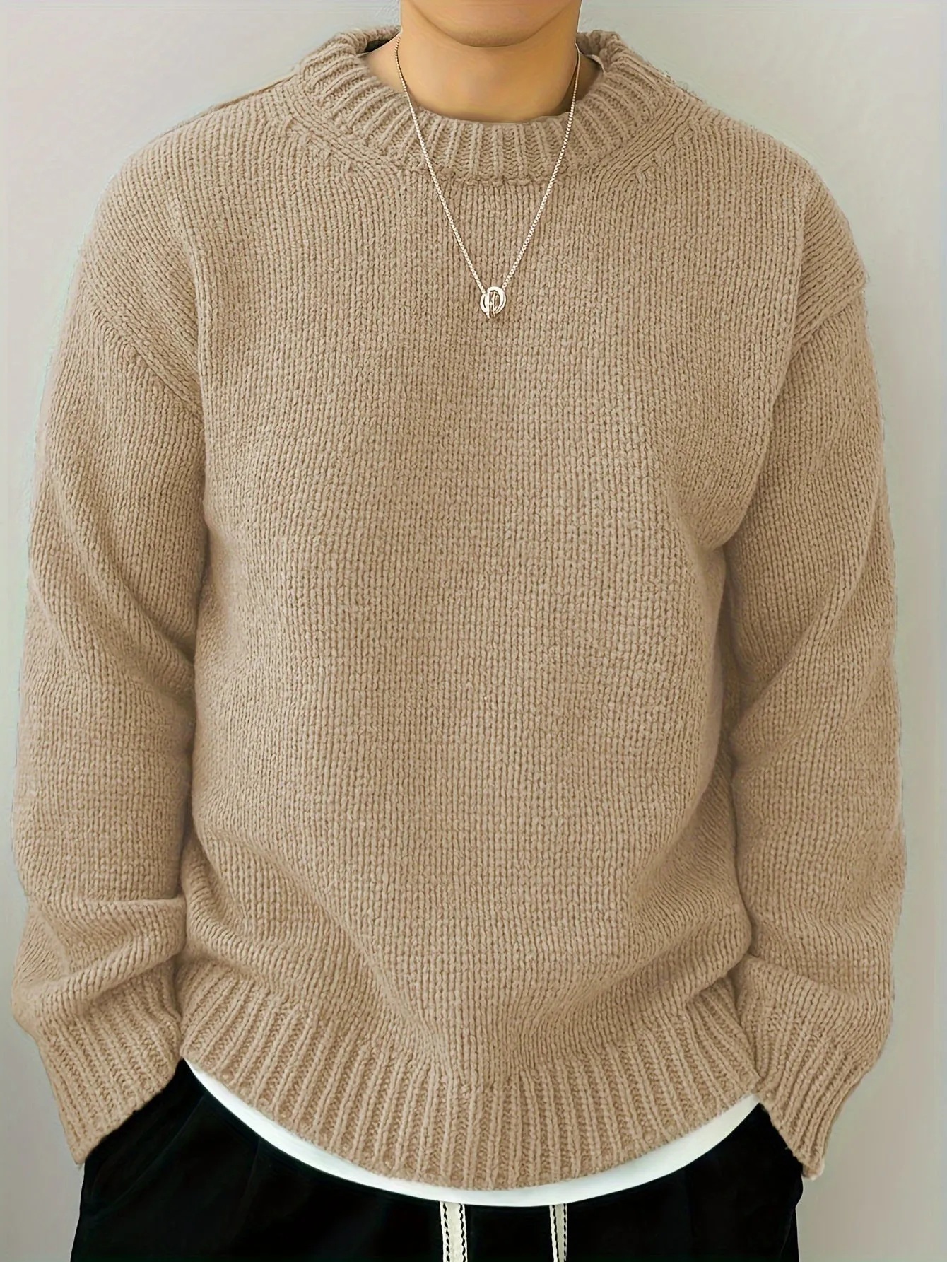 JANVAR | Mens Knitted Pullover with Round Neck
