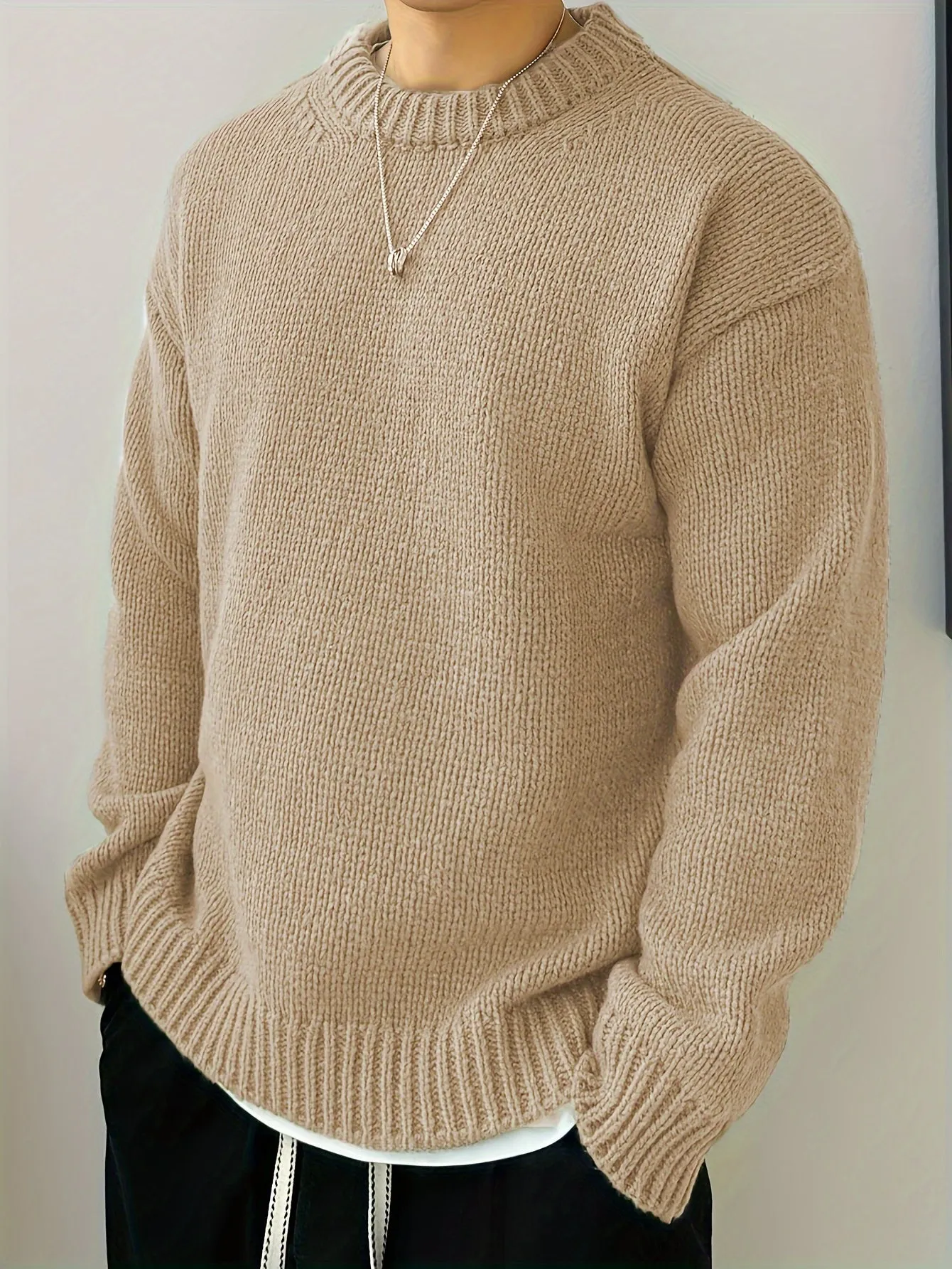 JANVAR | Mens Knitted Pullover with Round Neck
