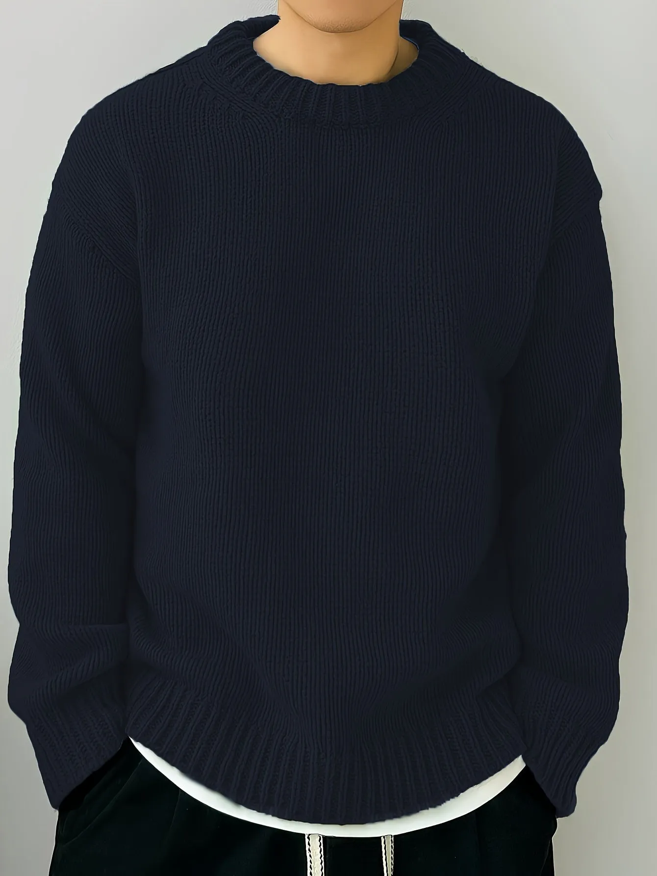 JANVAR | Mens Knitted Pullover with Round Neck