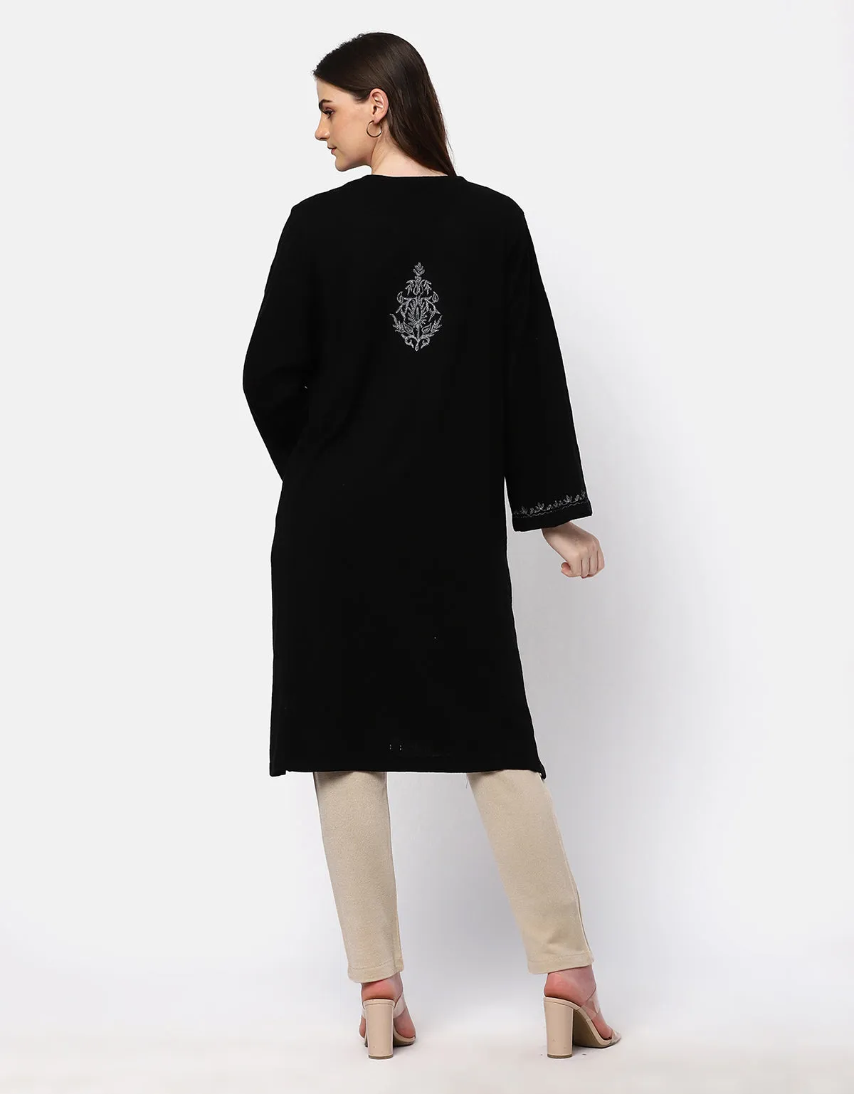Kashmiri Woolen Embroidered Phiran
