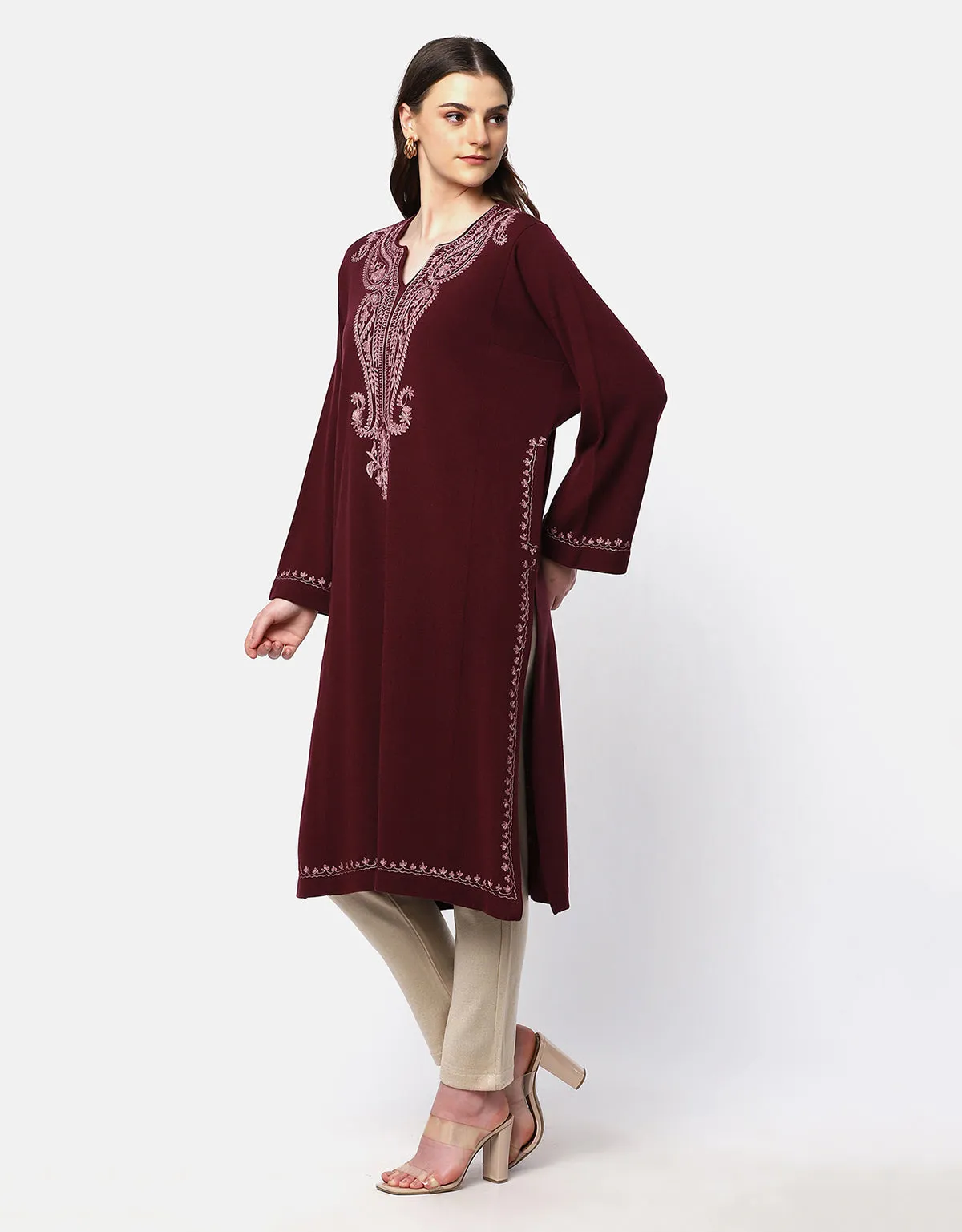 Kashmiri Woolen Embroidered Phiran