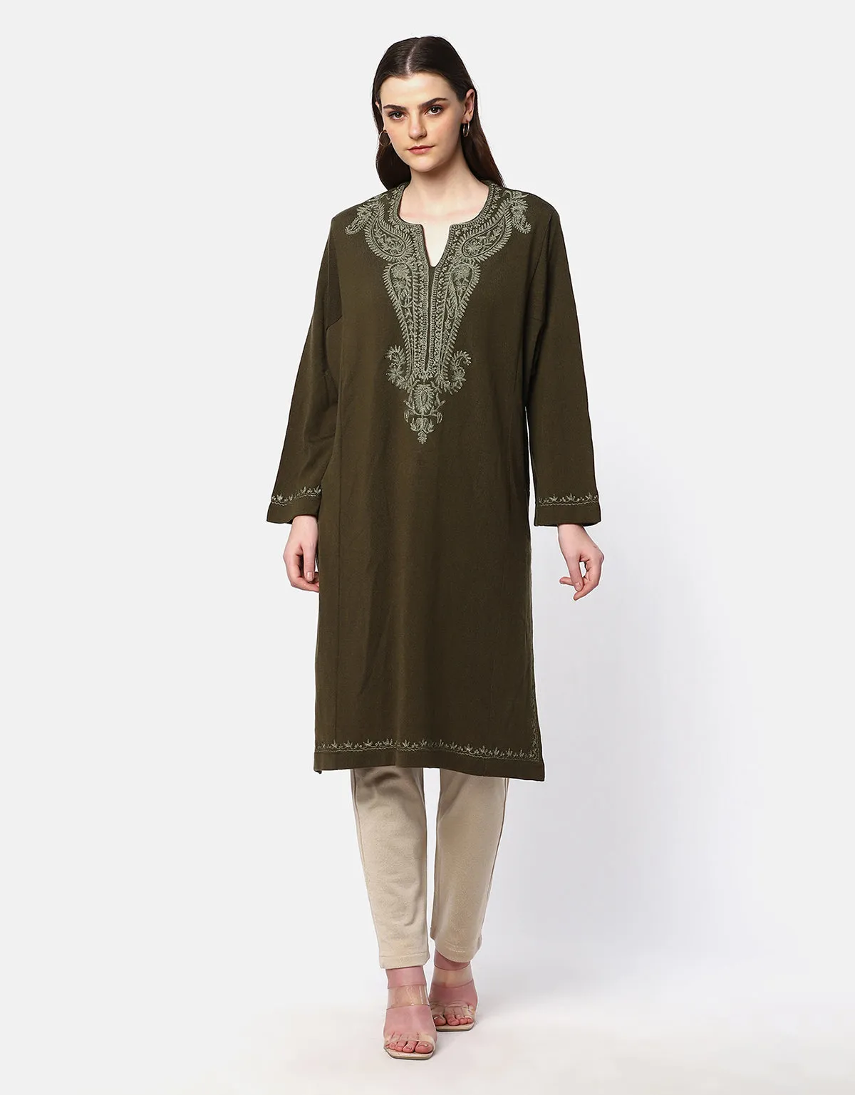 Kashmiri Woolen Embroidered Phiran