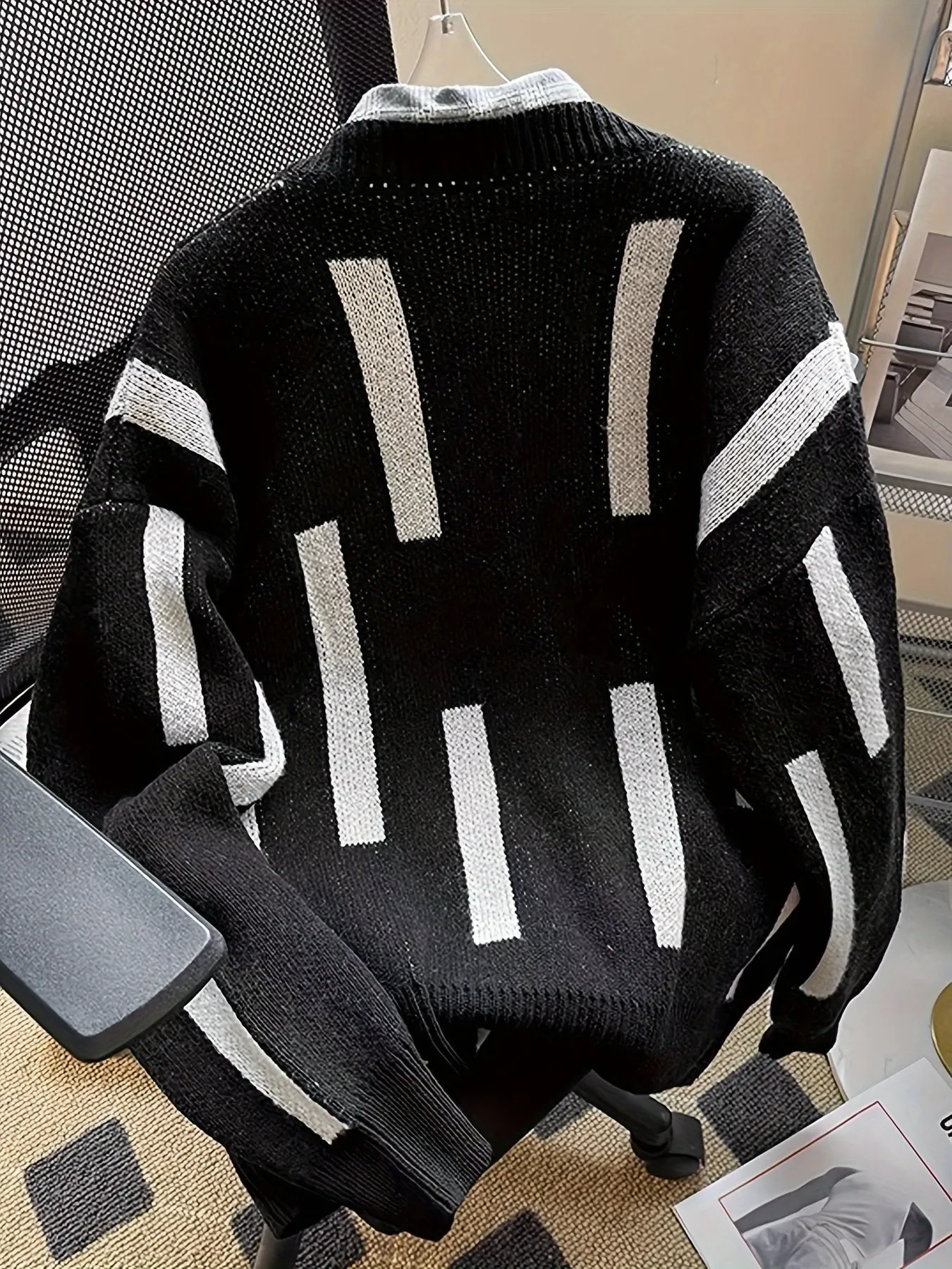 SOPREN | Geometric Knitted Cardigan with V-Neck